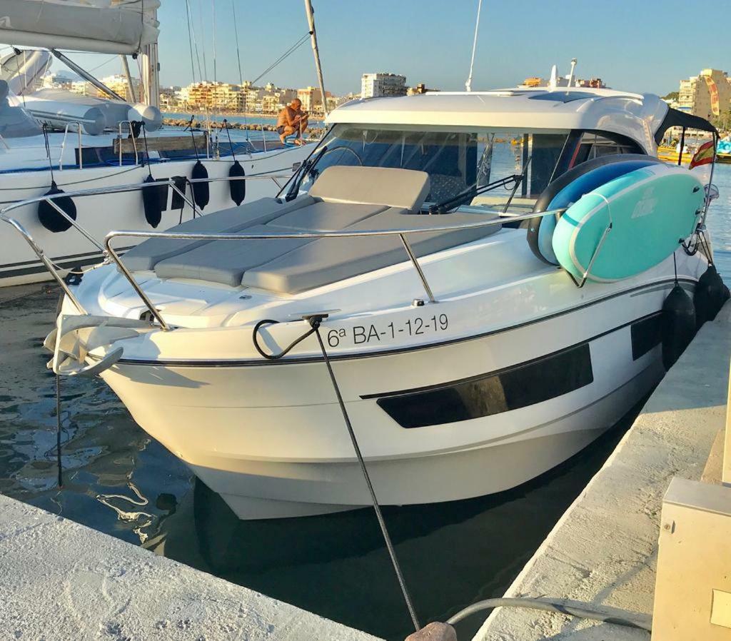 Yate De Lujo En Getxo Exterior foto
